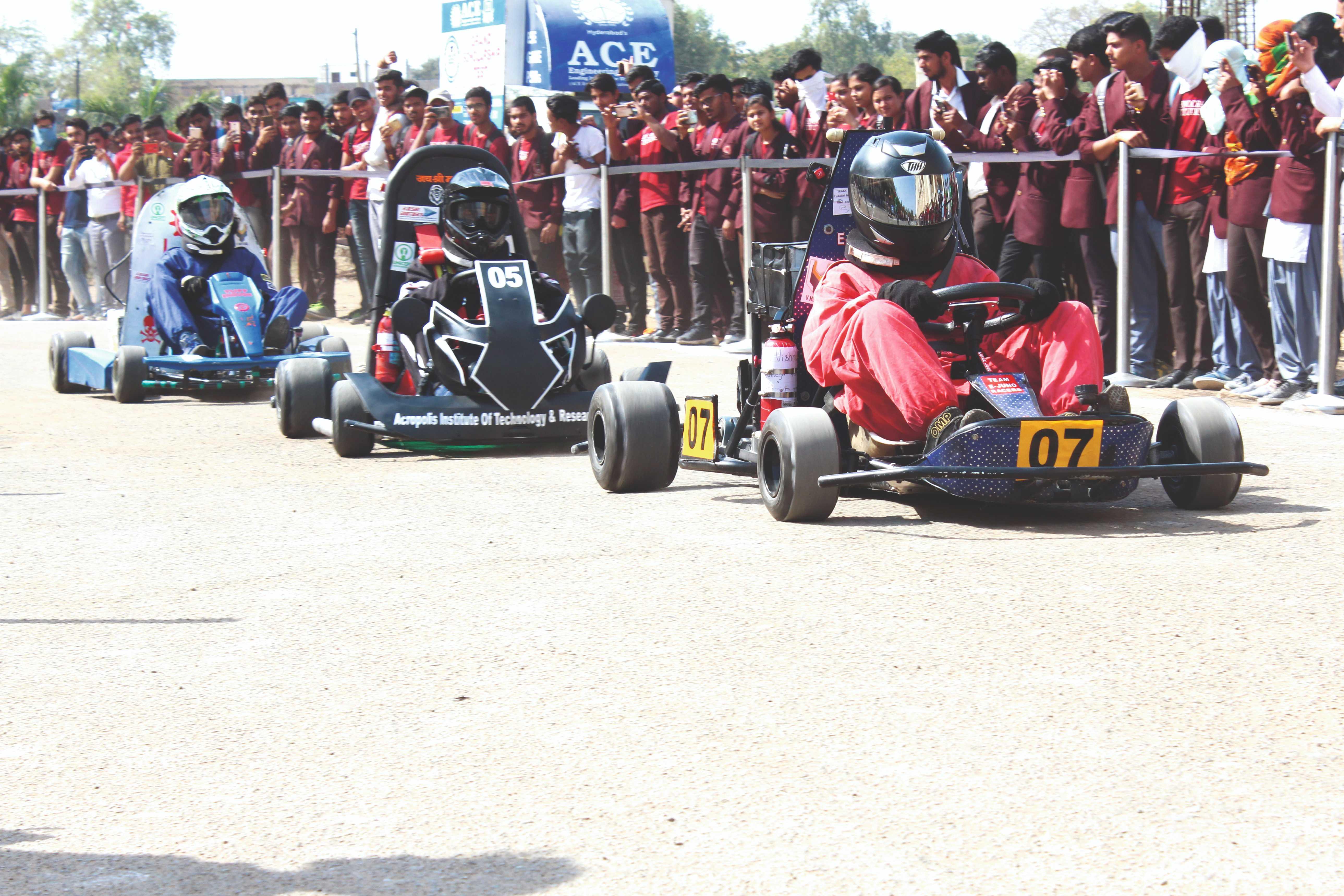 Technocrats Institute of Technology (Excellence) Tech Competition photo 2